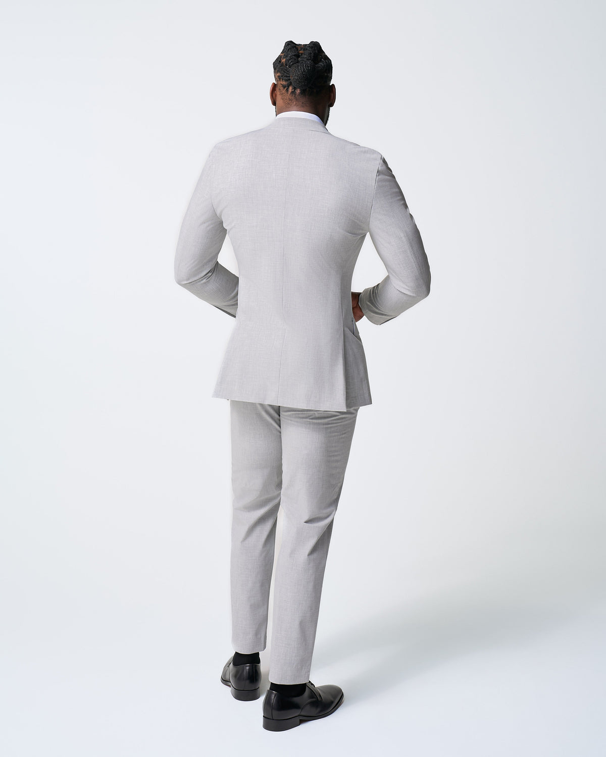Athletic Fit Stretch Suit - Lightweight Heathered Light Grey | State & Liberty Suits