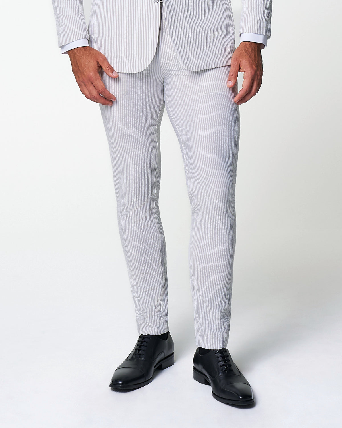 Athletic Fit Stretch Pants - Grey & White Seersucker | State & Liberty Bottoms