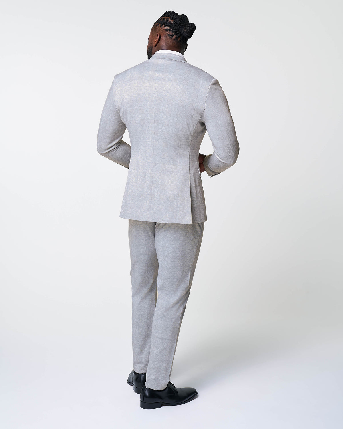 Athletic Fit Stretch Suit - Light Grey Plaid | State & Liberty Suits